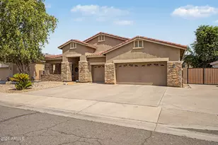 870 E Lynx Way, Chandler, AZ 85249 - Photo 2