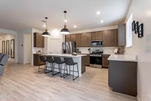 17146 W Running Deer Trl, Surprise, AZ 85387 - Photo 12