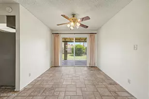 407 E 8th St, Mesa, AZ 85203 - Photo 14