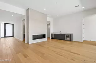 2421 E Aquarius Pl, Chandler, AZ 85249 - Photo 2