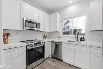 4690 E Laurel Avenue, Gilbert, AZ 85234 - Photo 16