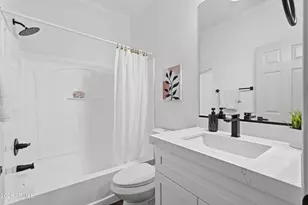 4690 E Laurel Ave, Gilbert, AZ 85234 - Photo 38