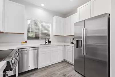 4690 E Laurel Avenue, Gilbert, AZ 85234 - Photo 4