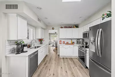 18883 N 91st Drive, Peoria, AZ 85382 - Photo 8