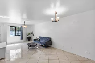 455 S Mesa Dr, Mesa, AZ 85210 - Photo 18