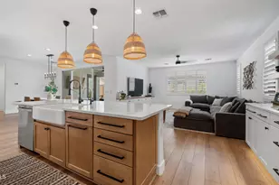 7512 West Odeum Ln, Phoenix, AZ 85043 - Photo 10