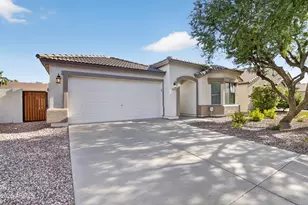 1715 E Branham Ln, Phoenix, AZ 85042 - Photo 2