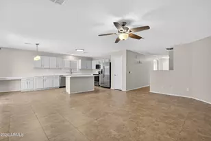 1715 E Branham Ln, Phoenix, AZ 85042 - Photo 14
