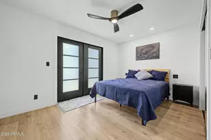 720 E Desert Ln, Phoenix, AZ 85042 - Photo 26
