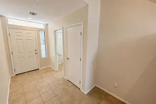 5158 W Shaw Butte Dr, Glendale, AZ 85304 - Photo 6
