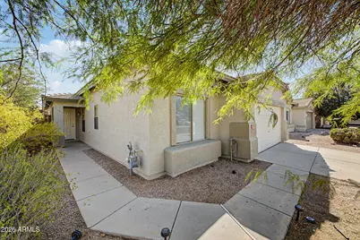 2151 W Allens Peak Drive, San Tan Valley, AZ 85144 - Photo 2