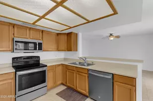 6945 W Columbine Dr, Peoria, AZ 85381 - Photo 18