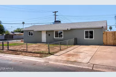 5703 W Sells Drive, Phoenix, AZ 85031 - Photo 2