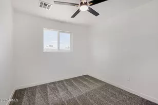 5703 W Sells Dr, Phoenix, AZ 85031 - Photo 12