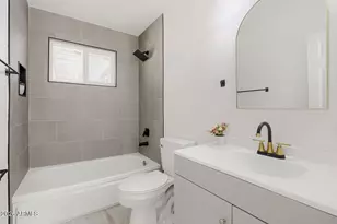 5703 W Sells Dr, Phoenix, AZ 85031 - Photo 18
