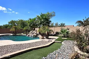 18182 W Las Palmaritas Dr, Waddell, AZ 85355 - Photo 32
