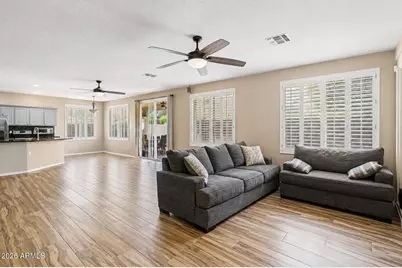 26053 N 68th Drive, Peoria, AZ 85383 - Photo 8