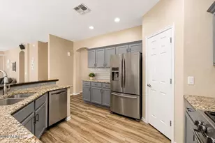 26053 N 68th Dr, Peoria, AZ 85383 - Photo 6