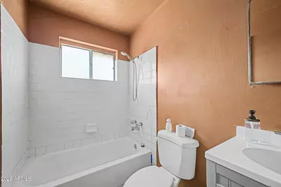 4146 N 56th Drive, Phoenix, AZ 85031 - Photo 18
