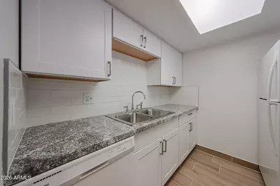 1622 E Campbell Avenue #J, Phoenix, AZ 85016 - Photo 14