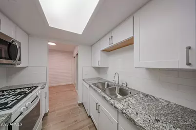 1622 E Campbell Avenue #J, Phoenix, AZ 85016 - Photo 16