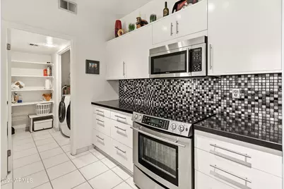 11333 N 92nd Street #1021, Scottsdale, AZ 85260 - Photo 2