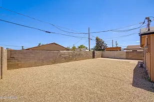 1621 N 37th Dr, Phoenix, AZ 85009 - Photo 30