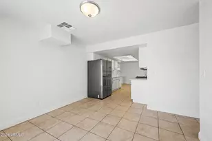 1621 N 37th Dr, Phoenix, AZ 85009 - Photo 18