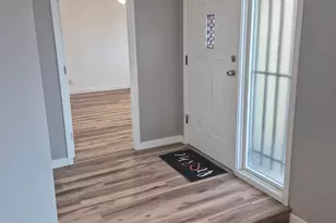560 N Hobson Plaza, Mesa, AZ 85203 - Photo 4