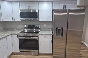 560 N Hobson Plaza, Mesa, AZ 85203 - Photo 12