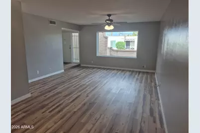 560 N Hobson Plaza, Mesa, AZ 85203 - Photo 6