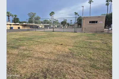 560 N Hobson Plaza, Mesa, AZ 85203 - Photo 40