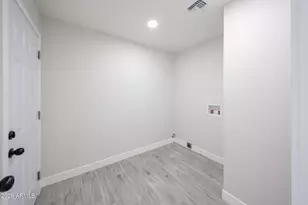 6609 N 20th Ave, Phoenix, AZ 85015 - Photo 8
