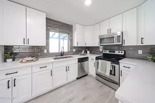 6609 N 20th Ave, Phoenix, AZ 85015 - Photo 6