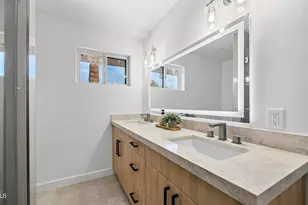 8620 E Sells Dr, Scottsdale, AZ 85251 - Photo 30