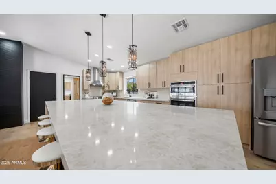 8620 E Sells Drive, Scottsdale, AZ 85251 - Photo 10