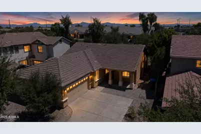 2989 S Fisher Lane, Gilbert, AZ 85295 - Photo 2