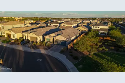 10227 W Salter Drive, Peoria, AZ 85382 - Photo 2