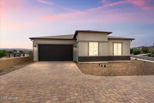 514 Miners Gulch Dr, Clarkdale, AZ 86324 - Photo 1