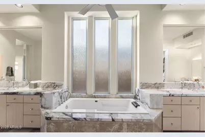 11543 E Caribbean Lane, Scottsdale, AZ 85255 - Photo 34