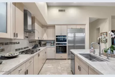11543 E Caribbean Lane, Scottsdale, AZ 85255 - Photo 18