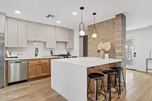 1322 E Catalina Dr, Phoenix, AZ 85014 - Photo 4
