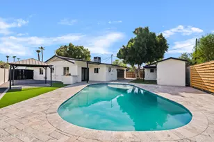 1322 E Catalina Dr, Phoenix, AZ 85014 - Photo 2