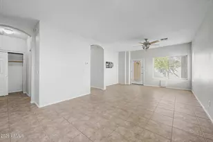 14566 W Watson Ln, Surprise, AZ 85379 - Photo 8