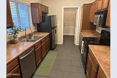 8009 W Beck Lane, Peoria, AZ 85382 - Photo 2