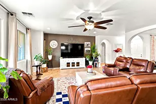 2429 W Hayduk Rd, Phoenix, AZ 85041 - Photo 6