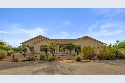 2564 N Charlebois Road, Apache Junction, AZ 85119 - Photo 2