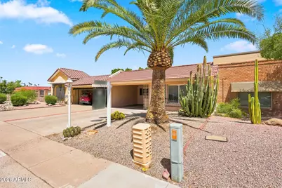 5027 N 77th Place, Scottsdale, AZ 85250 - Photo 1