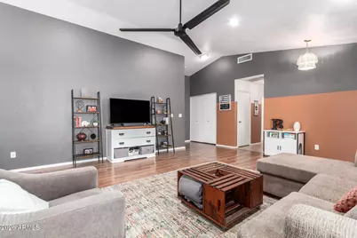 1811 S 39th Street #51, Mesa, AZ 85206 - Photo 4