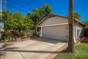 1811 S 39th St, Mesa, AZ 85206 - Photo 12